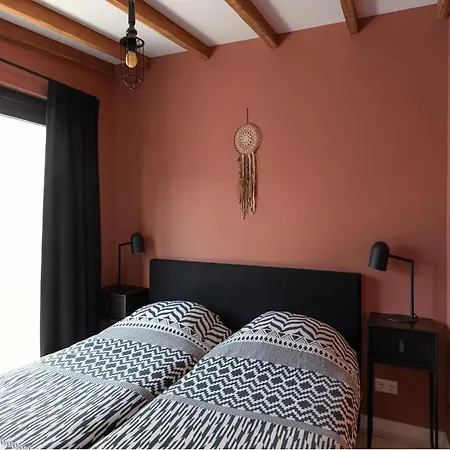 Pet-friendly Getaway, Cleaning Included *